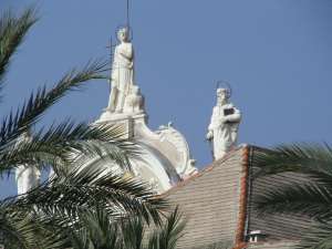 Xtrallusion photo gallery of Italy. Photos, pictures, images and photographs of the Italian Rivieras, the Italian Lakes, the Italian Alps, the Cinque Terre, the Amalfi coast and some of the most beautiful corners of Italy. Plus photos of Italian cities such as Pisa, Milan, Genoa and Rome.